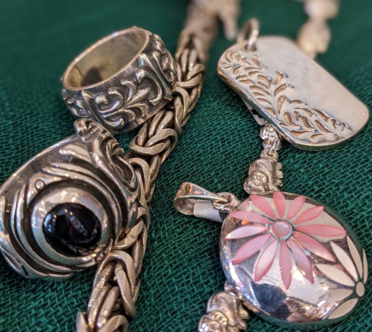 シルバーアクセサリー