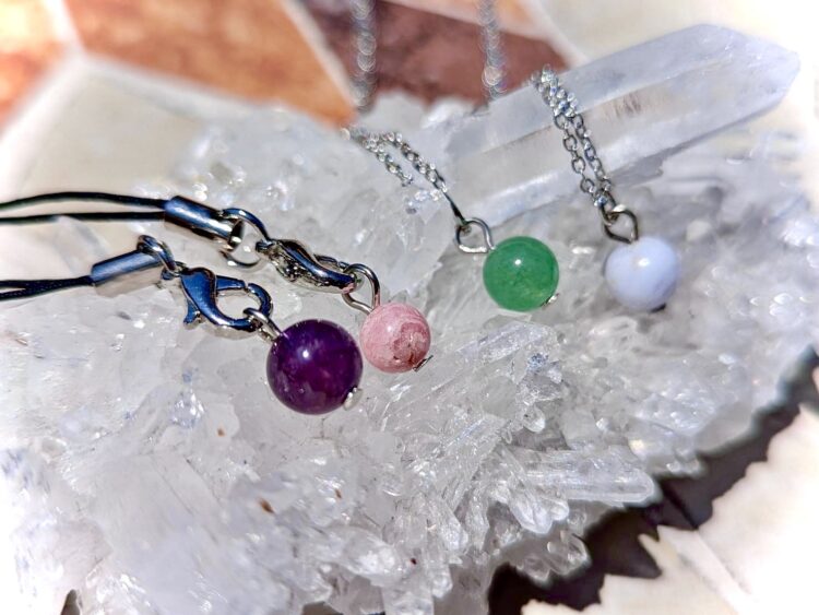 パワーストーンのプチネックレス＆ストラップ