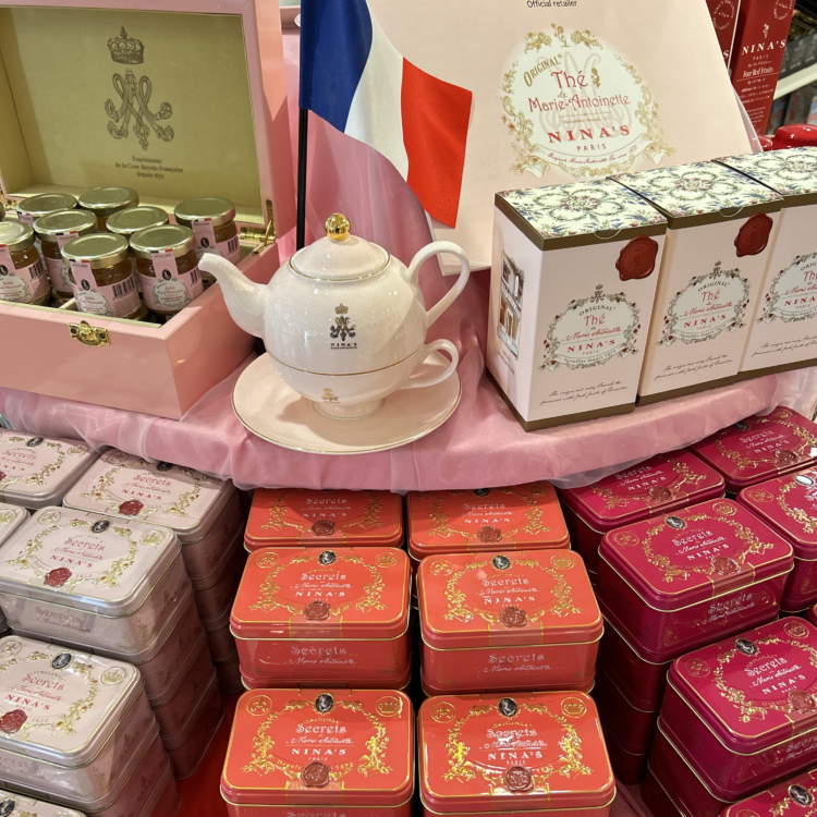 フランスニナス社の紅茶