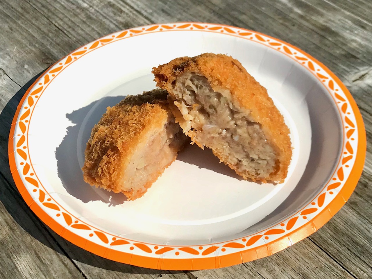 あぐーメンチカツ