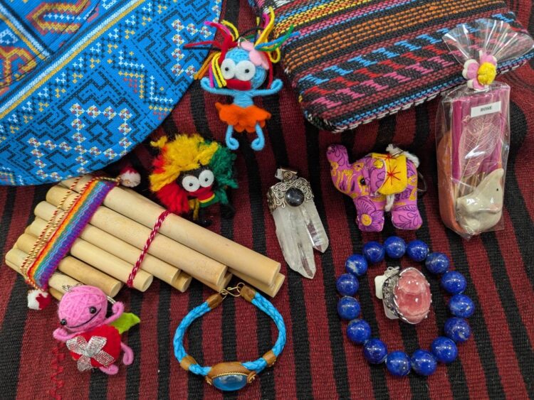 グローバル民芸雑貨　”CHASCA"